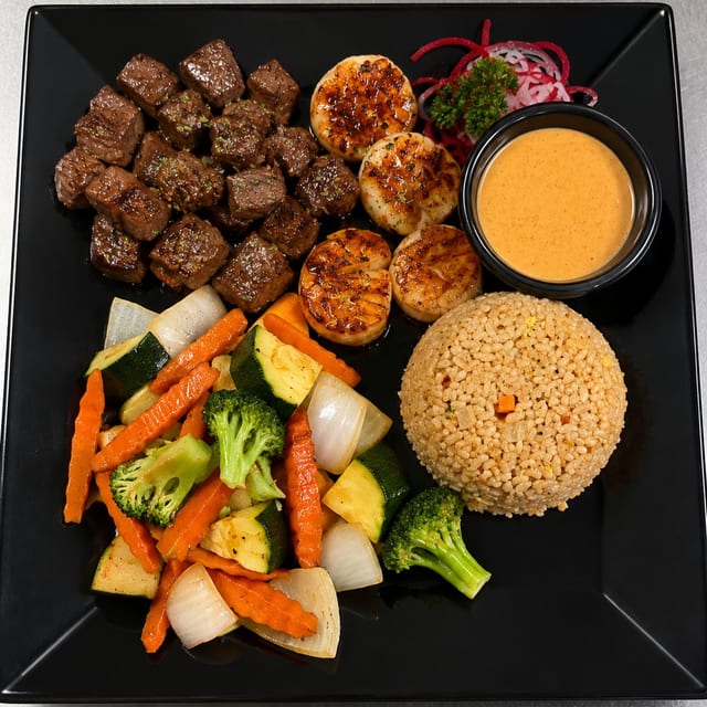 Hibachi Steak & Scallop.
